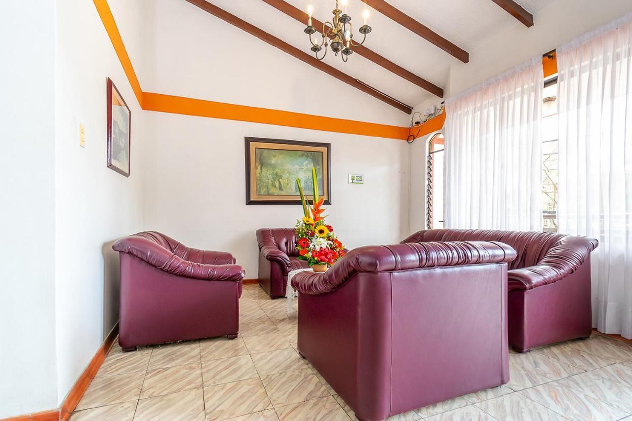 Hotel Puerta Del Sol Popayan Exteriör bild
